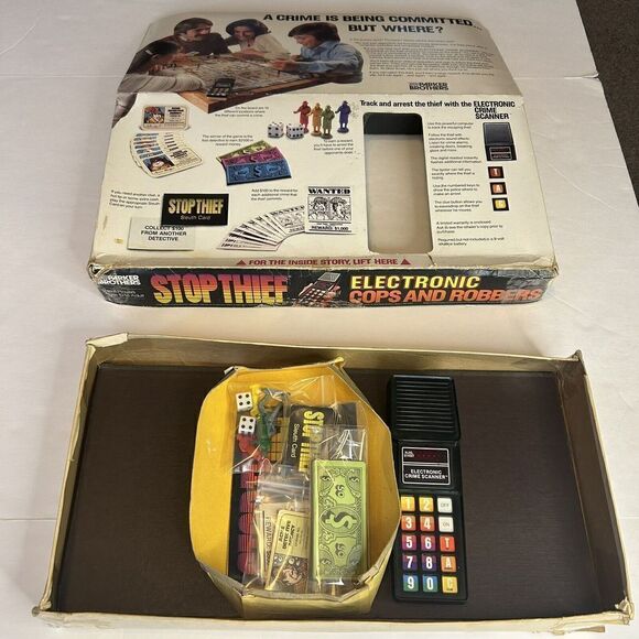 1979 STOP THIEF Electronic Cops & Robbers Board Game Parker Brother Incomplete - Picture 3 of 13